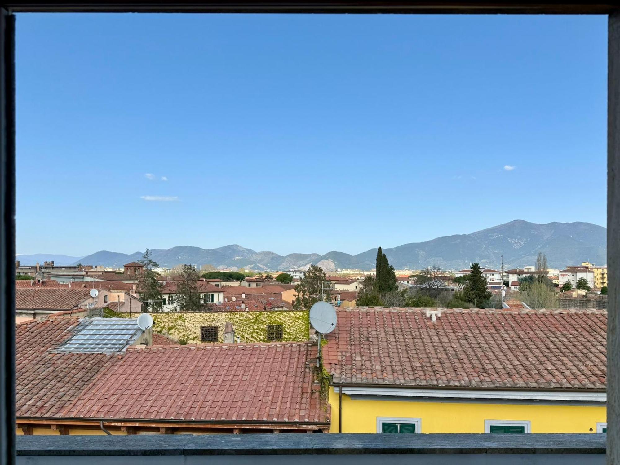 Attico Terrazza Vista Panoramica Lungarni Pisani Lejlighed Eksteriør billede